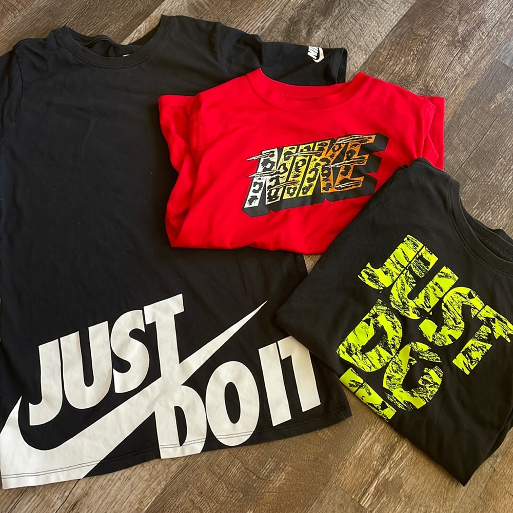 Lot of Nike shirts
